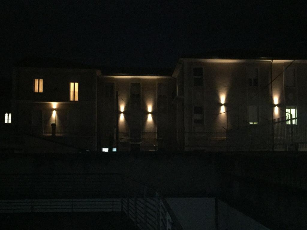 Casina Dei Marsi Acomodação com café da manhã Avezzano Exterior foto