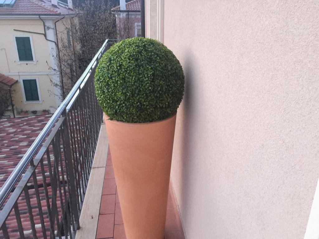 Casina Dei Marsi Acomodação com café da manhã Avezzano Exterior foto